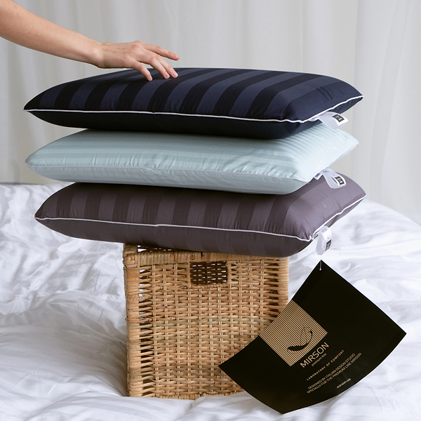 Фото - Подушка ортопедична MirSon №7021 Elite Noble stripe Сarmela MEN 590х430х120