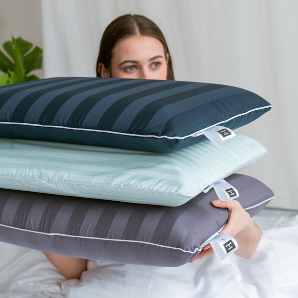 Фото - Подушка ортопедична MirSon №6046 Noble stripe Peony Men 59х43х12 (2200003261691)