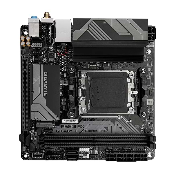 Фото - Материнская плата Gigabyte A620I AX