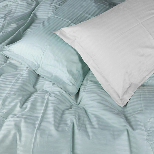 Фото - Комплект постільної білизни дитячий MirSon Satin Stripe 30-0013 + 30-0001 Gilberta 110х140 (2200005246535)