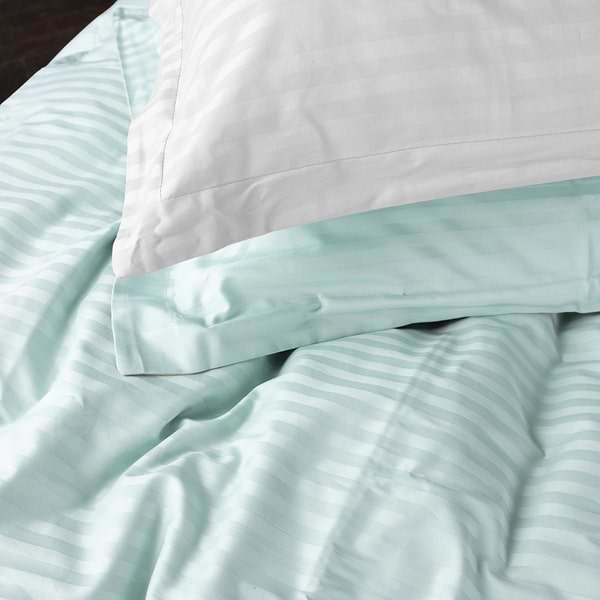 Фото - Комплект постільної білизни дитячий MirSon Satin Stripe 30-0013 + 30-0001 Gilberta 110х140 (2200005246535)