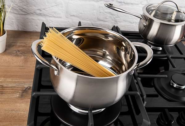 Фото - Уценка - Духовой шкаф + варочная панель газовая Gorenje BO6735E05B + GTW641EB