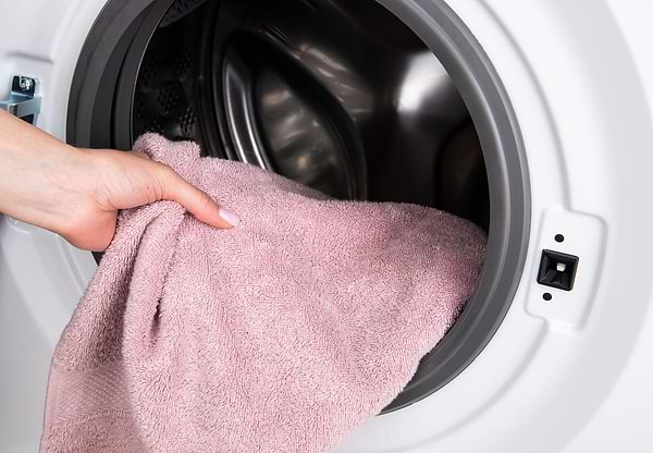 Фото - Пральна машина Gorenje WNEI82SCS/UA