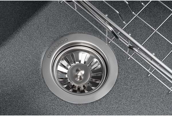 Фото - Мойка кухонная+смеситель GRANADO Basic Lerida grafito (+ Campo LUX inox + дозатор Redondo inox + корзина + доска)