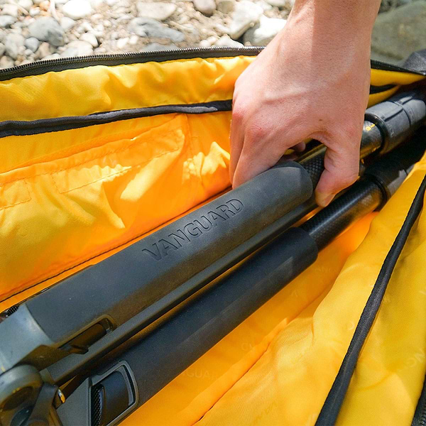 Фото - Сумка для фотокамери зі змін.об'єктивом Vanguard Vesta Alta Action 70 Gray (Alta Action 70)