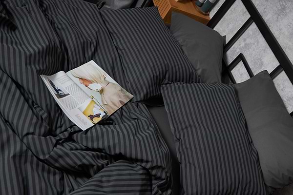 Фото - Комплект постільної білизни Moon&Star 160х220х2 нав. 2х40х60 Gray Stripe&Black Бязь Gold Люкс (MS-820001075)