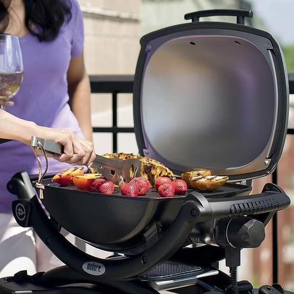 Фото - Гриль-барбекю електричний Weber Q-140, Grey (52020079)