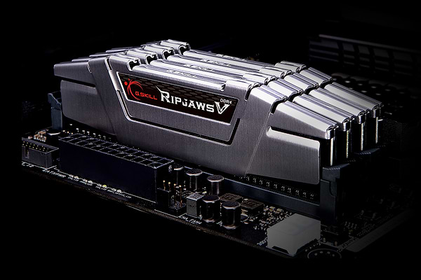 Фото - Память DDR G.Skill DDR4 2x16GB/3200  Ripjaws V Black (F4-3200C16D-32GVK)