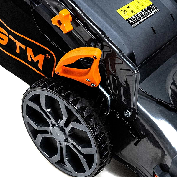 Фото - Газонокосарка акумуляторна GTM BLM48H-SP_KIT