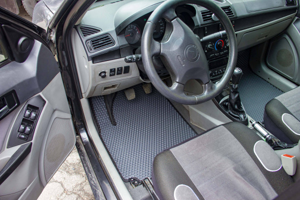 Фото - EVA килимки в салон авто EVAtech для CK Geely 2005-2008 1 покоління Sedan EU GY51289PVC4RBB