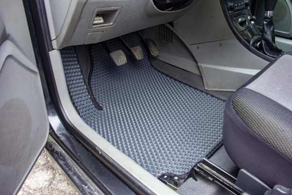 Фото - EVA килимки в салон авто передні EVAtech для CK Geely 2005-2008 1 покоління Sedan EU (GY51289A2RBB)