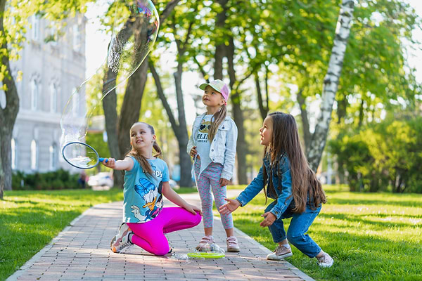 Фото - Мильні бульбашки GazilLion Набір Гігант кільце d20см р-р 237 мл (GZ35375)