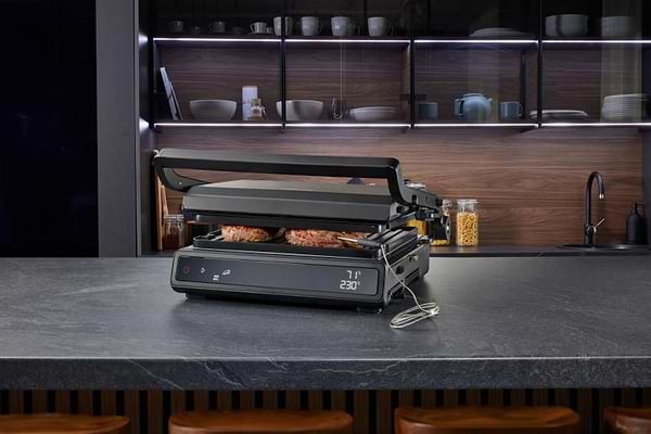 Фото - Гриль-барбекю електричний Hisense HCG1600DBT