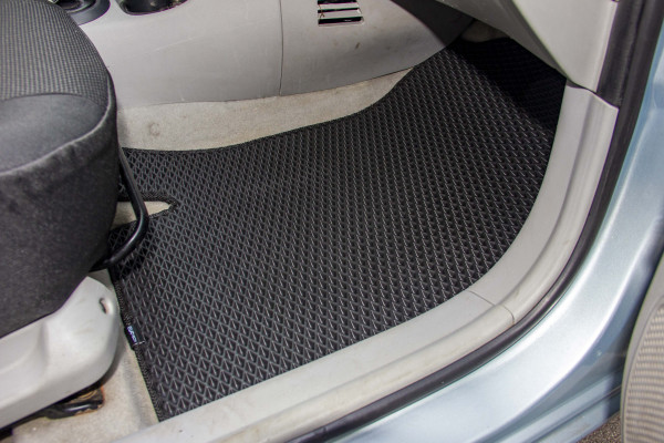 Фото - EVA коврики в салон авто передние EVAtech для Accent (MC) Hyundai 2006-2010 3 поколение Htb EU HY1476A2SBB