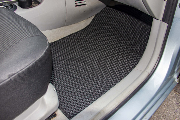 Фото - EVA коврики в салон авто передние EVAtech для Accent (MC) Hyundai 2006-2010 3 поколение Htb EU HY1476A2SBB