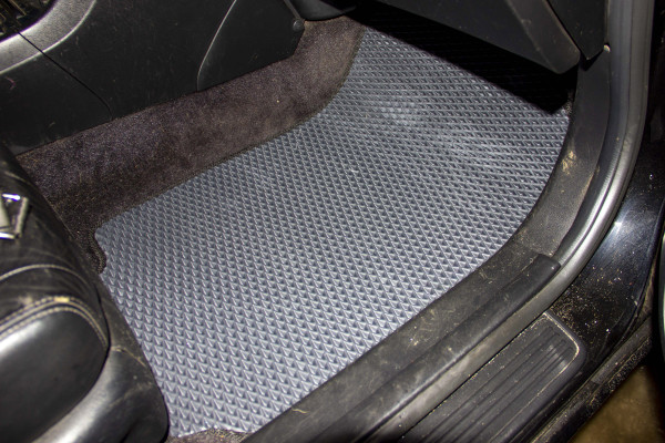 Фото - Килимки з екошкіри в салон авто EVAtech ECO для Accord AT (Electric seats) Honda 2003-2008 7 покоління Sedan EU (HA13173CV5TL2BBB)