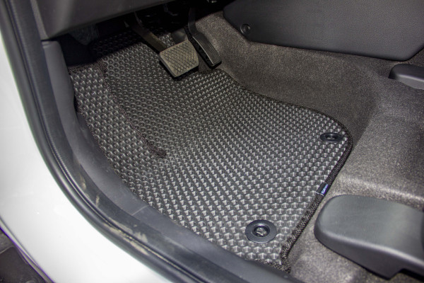 Фото - Килимки з екошкіри в салон авто EVAtech ECO для eNS1 Honda 2022 1 покоління SUV China HA43262Z3TL2BBB