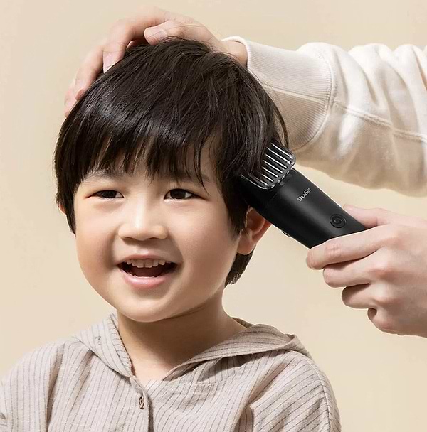 Фото - Машинка для стрижки волос Xiaomi ShowSee Electric Hair Clipper Black (C4-BK)