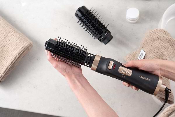 Фото - Фен-щітка Ardesto HD-C100 
Black