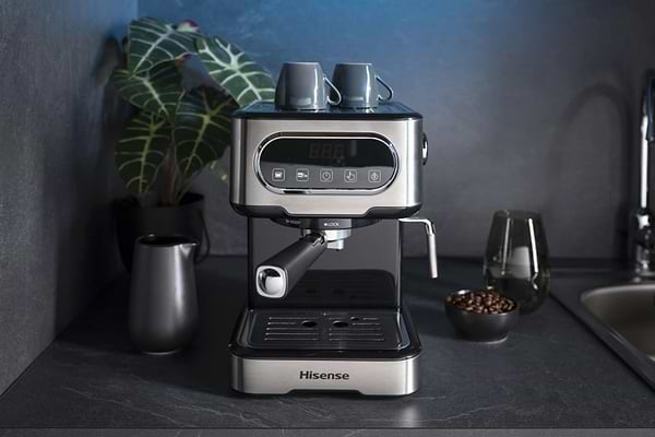 Фото - Кофеварка рожковая Hisense HESCM15DBK