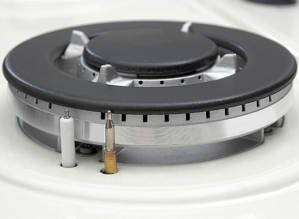Фото - Варочная панель газовая Perfelli HGM 61620 IV