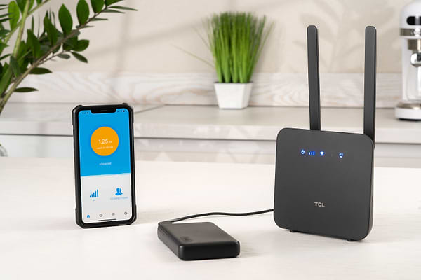 Фото - Модем 4G TCL LINKHUB (HH42CV2) +Power Bank 20000мА·год + USB-DC кабель 5В-12В