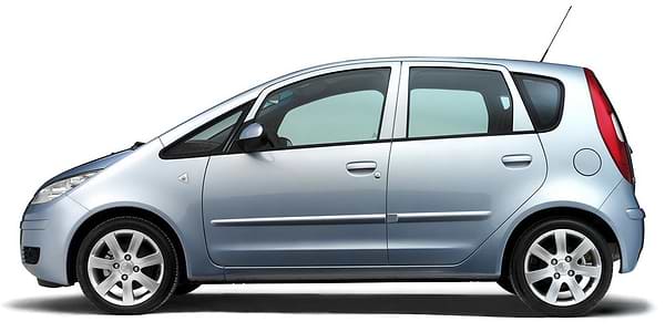 Фото - EVA коврик в багажник авто EVAtech для Colt 5-doors MT Mitsubishi 2004-2012 6 поколение Htb EU (MT3363B1RGB)