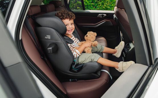 Фото - Автокресло Britax-Romer Advansafix Pro Space Black