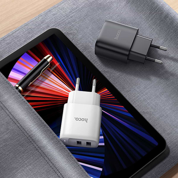 Фото - Мережевий зарядний пристрій HOCO C141A Smart dual-port charger Black (6942007627849)