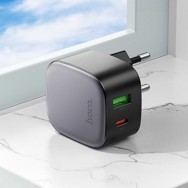 Фото - Мережевий зарядний пристрій HOCO CS32A Rise PD20W+QC3.0 charger Black (6942007617451)