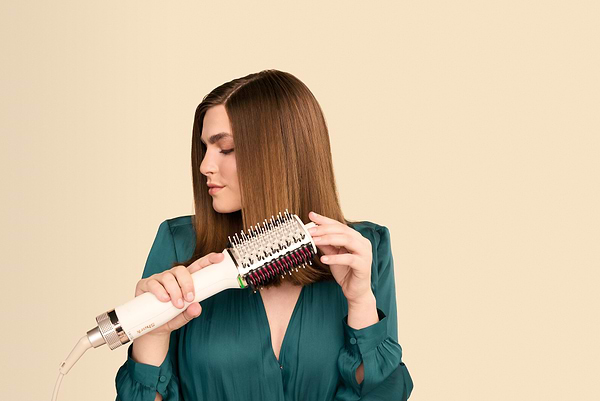 Фото - Фен-щетка Shark SmoothStyle Hot Brush & Smoothing Comb (HT202EU)