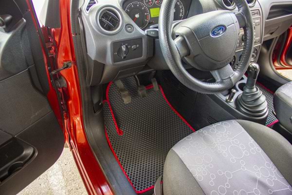Фото - EVA килимки в салон авто EVAtech для Fiesta (Mark 6) 5-doors Ford 2002-2009 5 покоління Htb EU FD3335C5SBB