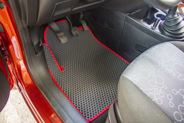 Фото - EVA килимки в салон авто EVAtech для Fiesta (Mark 6) 5-doors Ford 2002-2009 5 покоління Htb EU FD3335C5SBB