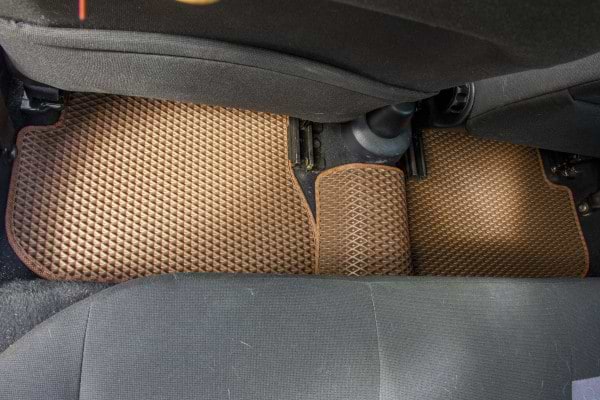 Фото - EVA килимки в салон авто EVAtech для Fiesta (Mark 6) 5-doors Ford 2002-2009 5 покоління Htb EU FD3335C5SBB