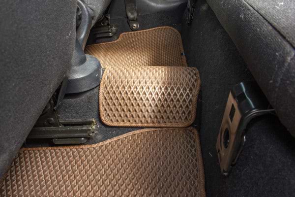 Фото - EVA килимки в салон авто EVAtech для Fiesta (Mark 6) 5-doors Ford 2002-2009 5 покоління Htb EU FD3335C5SBB