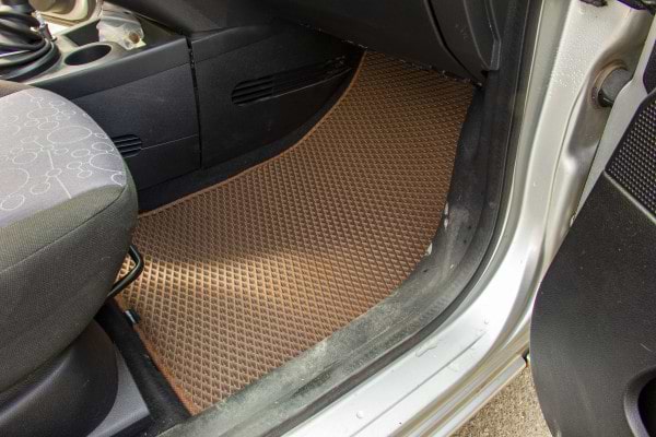 Фото - EVA килимки в салон авто EVAtech для Fiesta (Mark 6) 5-doors Ford 2002-2009 5 покоління Htb EU FD3335C5SBB