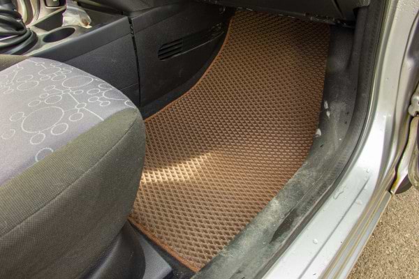 Фото - EVA килимки в салон авто EVAtech для Fiesta (Mark 6) 5-doors Ford 2002-2009 5 покоління Htb EU FD3335C5SBB