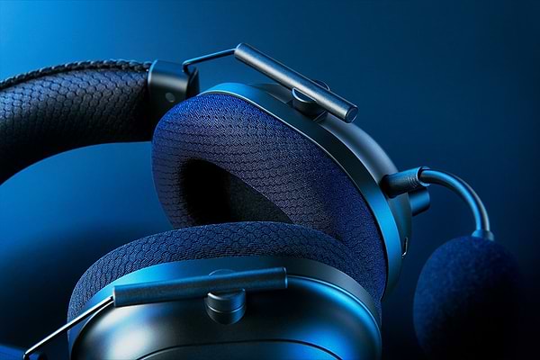 Фото - Гарнітура бездротова ігрова Razer Blackshark V2 PRO Wireless 
Black (RZ04-04530100-R3M1)