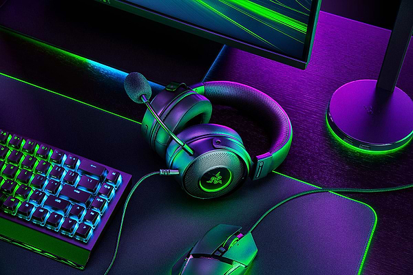 Фото - Гарнитура проводная игровая Razer Kraken V3 (RZ04-03770200-R3M1)