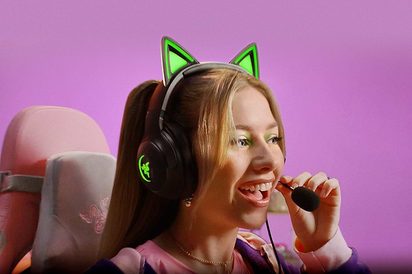 Фото - Гарнітура дротова ігрова Razer Kraken Kitty V2 Black USB (RZ04-04730100-R3M1)