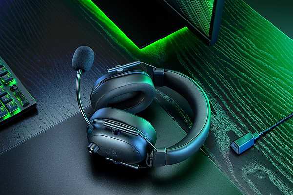Фото - Гарнітура бездротова ігрова Razer Blackshark V2 HyperSpeed Wireless Вlack (RZ04-04960100-R3M1)