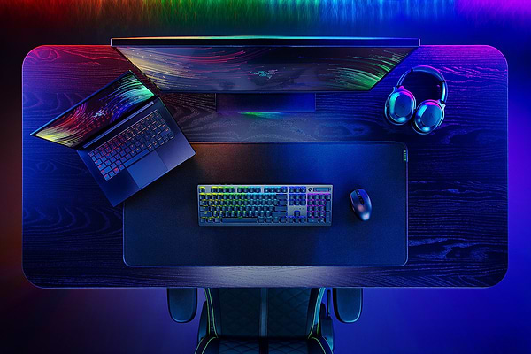 Фото - Клавиатура беспроводная игровая Razer DeathStalker V2 Pro Wireless Red Switch RU (RZ03-04360800-R3M1)