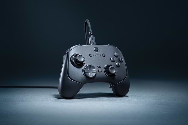 Фото - Геймпад Razer Wolverine V3 TE 8K Black (RZ06-05550100-R3M1)