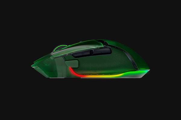 Фото - Миша бездротова ігрова Razer Basilisk V3 PRO Wireless, 35K, Phantom Green (RZ01-05240300-R3G1)