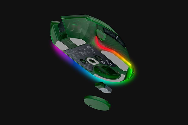 Фото - Миша бездротова ігрова Razer Basilisk V3 PRO Wireless, 35K, Phantom Green (RZ01-05240300-R3G1)