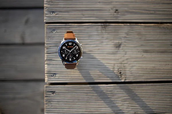 Фото - Смарт-часы Huawei Watch GT2 46mm Classic Silver