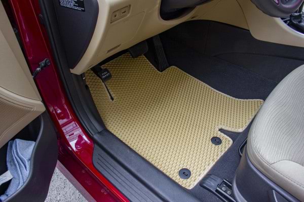 Фото - Килимки з екошкіри в салон авто EVAtech ECO для Sonata (YF) Hybrid (5 clips) Hyundai 2009-2014 6 покоління Sedan USA (HY12467CV5KH5BBB)