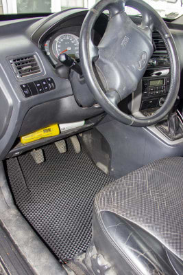 Фото - EVA килимки в салон авто передні EVAtech для Tucson (JM) MT Hyundai 2004-2010 1 покоління SUV EU HY13539A3LA3SBB