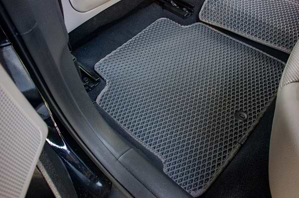 Фото - Коврики из экокожи в салон авто EVAtech ECO для Sonata (LF) (5 clips) Hyundai 2014-2019 7 поколение Sedan USA (HY1510PGR4KH5BBB)