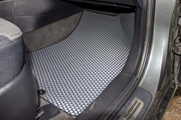 Фото - EVA коврики в салон авто EVAtech для Santa FE (CM) 5 seats Hyundai 2006-2010 2 поколение SUV EU HY33306C5KD2SGB